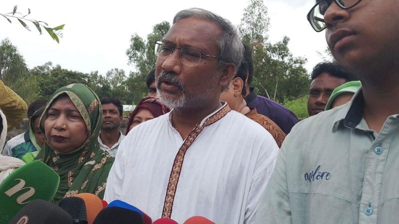 রাষ্ট্রীয় মর্যাদা দেবে কি না তা রাষ্ট্রের বিবেচনা, আমাদের কোনো দাবি নেই : নিহত মাহেরীন চৌধুরীর স্বামী