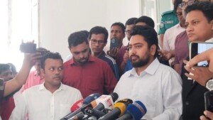 শেখ হাসিনাকে উৎখাত করা বৈধ ছিল, ষড়যন্ত্র ছিল না: নাহিদ