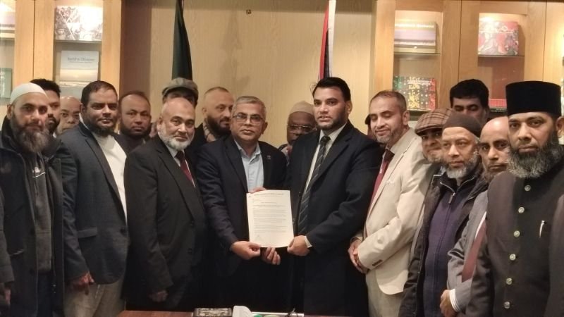 বাংলাদেশ বিমানের ম্যানচেস্টারের ফ্লাইট রক্ষায় কঠোর অবস্থানে প্রবাসী বাংলাদেশীরা