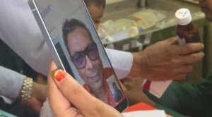 ঈদের ছুটিতে হঠাৎ স্বাস্থ্য প্রতিমন্ত্রীর ভিডিওকল, খবর নিলেন জকিগঞ্জ উপজেলা হাসপাতালের