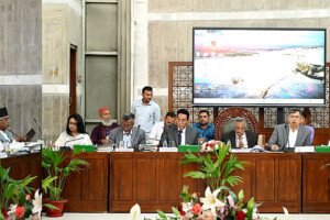 গণভোট অধ্যাদেশ নিয়ে বিরোধী দল ও সরকারি দলের পাল্টাপাল্টি বক্তব্য