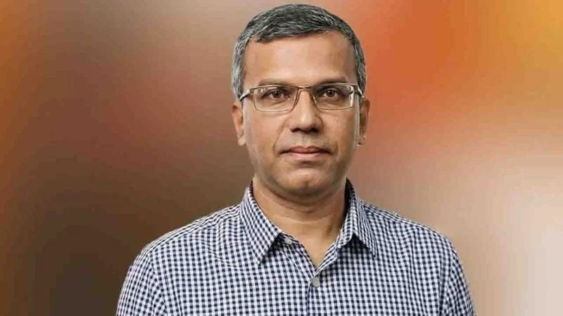 সরকার ২শ’ কোটি ডলার ঋণ নেওয়ার চেষ্টা করছে: গভর্নর