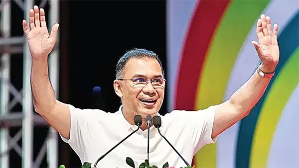 সিলেটে ২ মেগা প্রকল্প উদ্বোধন : প্রধানমন্ত্রীর ক্লান্তিহীন সময়, ভিজলেন বৃষ্টিতে, মানুষের বাঁধভাঙা ঢল