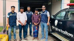 অস্ট্রেলিয়া পাঠানোর প্রলোভনে ৬০ লাখ টাকা আত্মসাৎ, চক্রের দুই সদস্য গ্রেপ্তার