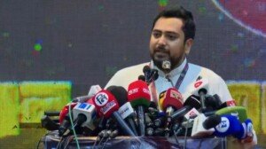 বন্ধুত্বের পরিচয় কাঁটাতারের বেড়া হতে পারে না: নাহিদ ইসলাম
