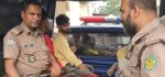 আদাবর থানার ওসি-এসআইকে কুপিয়ে জখম