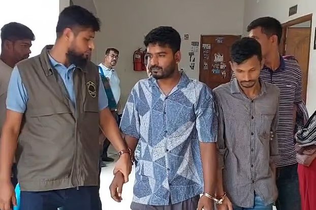 প্রধানমন্ত্রীর কার্যালয়ের লাল টেলিফোনের তার চুরির মামলায় দুই আসামি রিমান্ডে