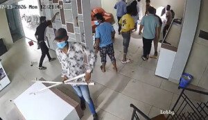 ‘ব্যবসা করতে হলে এককালীন ২ কোটি টাকা দিবি, মাসে দিবি ১০ লাখ’