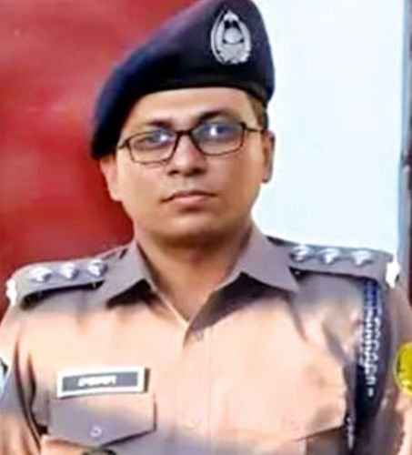 প্রেমের নামে প্রতারণা: সিলেটের সহকারী পুলিশ কমিশনার কারাগারে