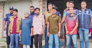 মাকে মারধর-শ্লীলতাহানি করায় ভাড়াটিয়া রুবেলকে গলা কেটে হত্যা, চার ভাই গ্রেফতার