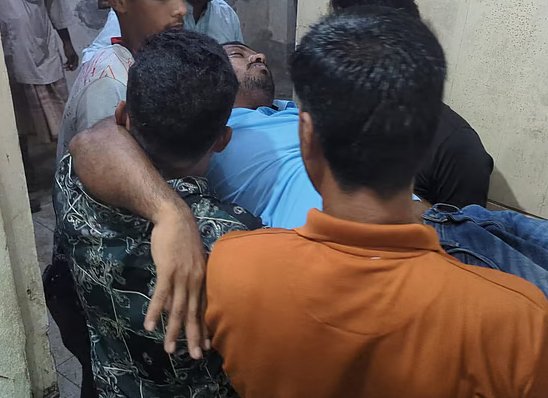 সংবাদ প্রকাশের জেরে সাংবাদিককে হাতুড়িপেটার অভিযোগ