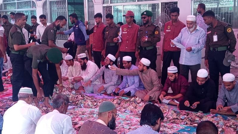 শাহজালাল মাজারের দানবাক্সে ১৮ দিনে মিললো ৪৭ লাখ টাকা