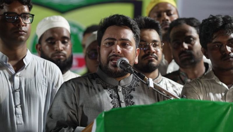 সাবেক রাষ্ট্রপতি শাহাবুদ্দিন যেন বিদেশে পালাতে না পারে : নাহিদ