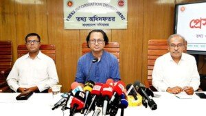 মন্ত্রিসভায় রদবদলের বিষয়ে নিশ্চিত কোনো তথ্য নেই: তথ্য উপদেষ্টা