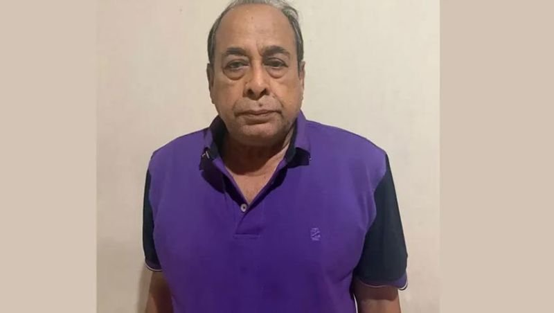 আটক সাবেক সেনা কর্মকর্তা মোজাফফরকে সেনাবাহিনীর কাছে হস্তান্তর করল ডিবি