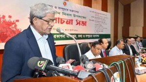 ৫ মাসে কিছুই বদলায়নি, ঘুষখোর আগের মতোই ঘুষ খাচ্ছে: মির্জা ফখরুল