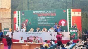 হাসিনাকে ফেরাতে ৪০৪ শিক্ষকের গোপন তৎপরতা, ব্যবস্থা নেওয়ার দাবি