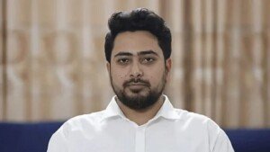 পরীক্ষায় উত্তীর্ণদের বাদ দিয়ে প্রহসনের নজির গড়েছে সরকার: নাহিদ ইসলাম