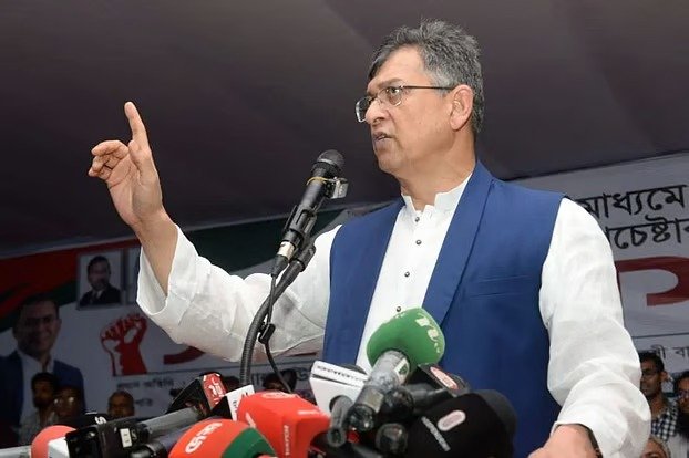 আওয়ামী লীগকে আর রাজনীতি করতে দেওয়া হবে না: স্বরাষ্ট্রমন্ত্রী
