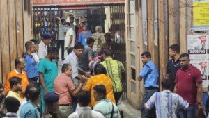 কলকাতায় দুর্গাপূজার মণ্ডপে পদদলিত হয়ে ১৮ জনের মৃত্যু